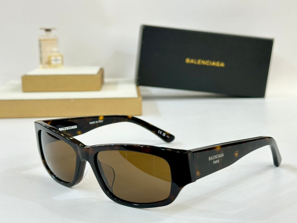 Balenciaga BB0368SK Black & Olive Green Designer Sunglasses 57-17-140 mm - detail image 2