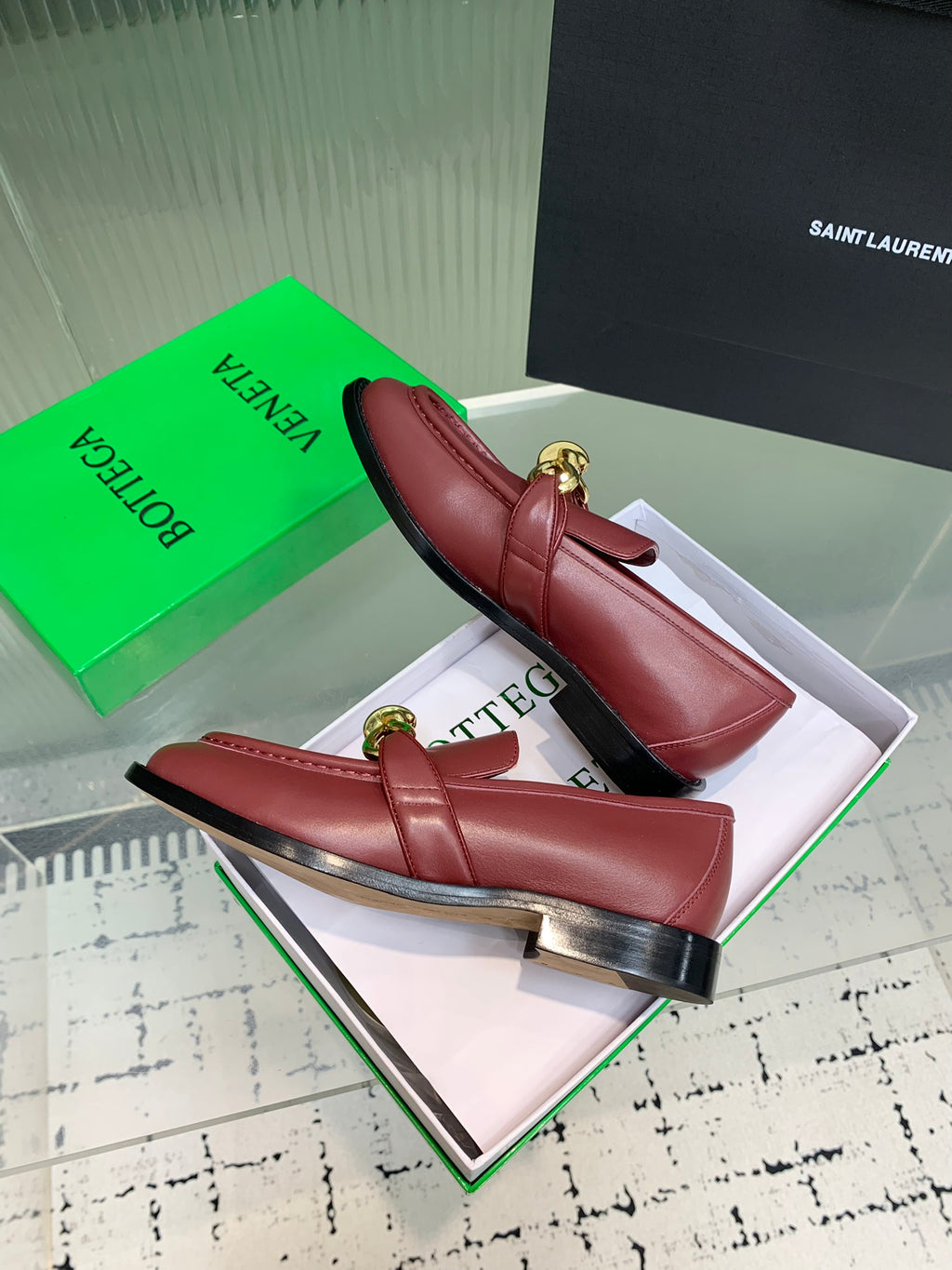 Bottega Veneta 40.41.42 Black & Red Loafers EU 35-42 - detail image 4