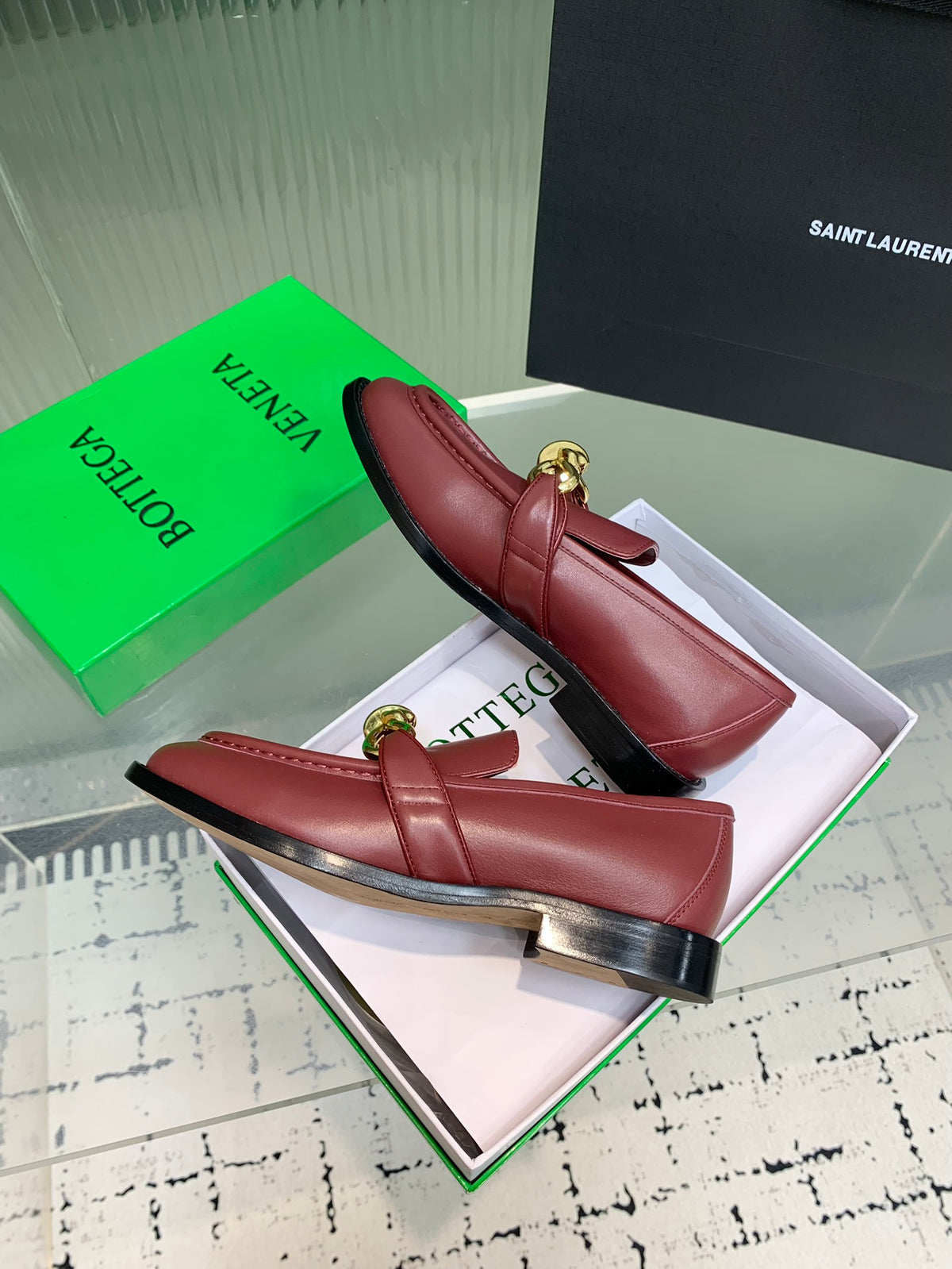 Bottega Veneta 40.41.42 Black & Red Loafers EU 35-42 - detail image 4