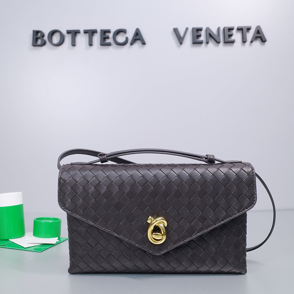Bottega Veneta Black Designer Handbag Edition 828