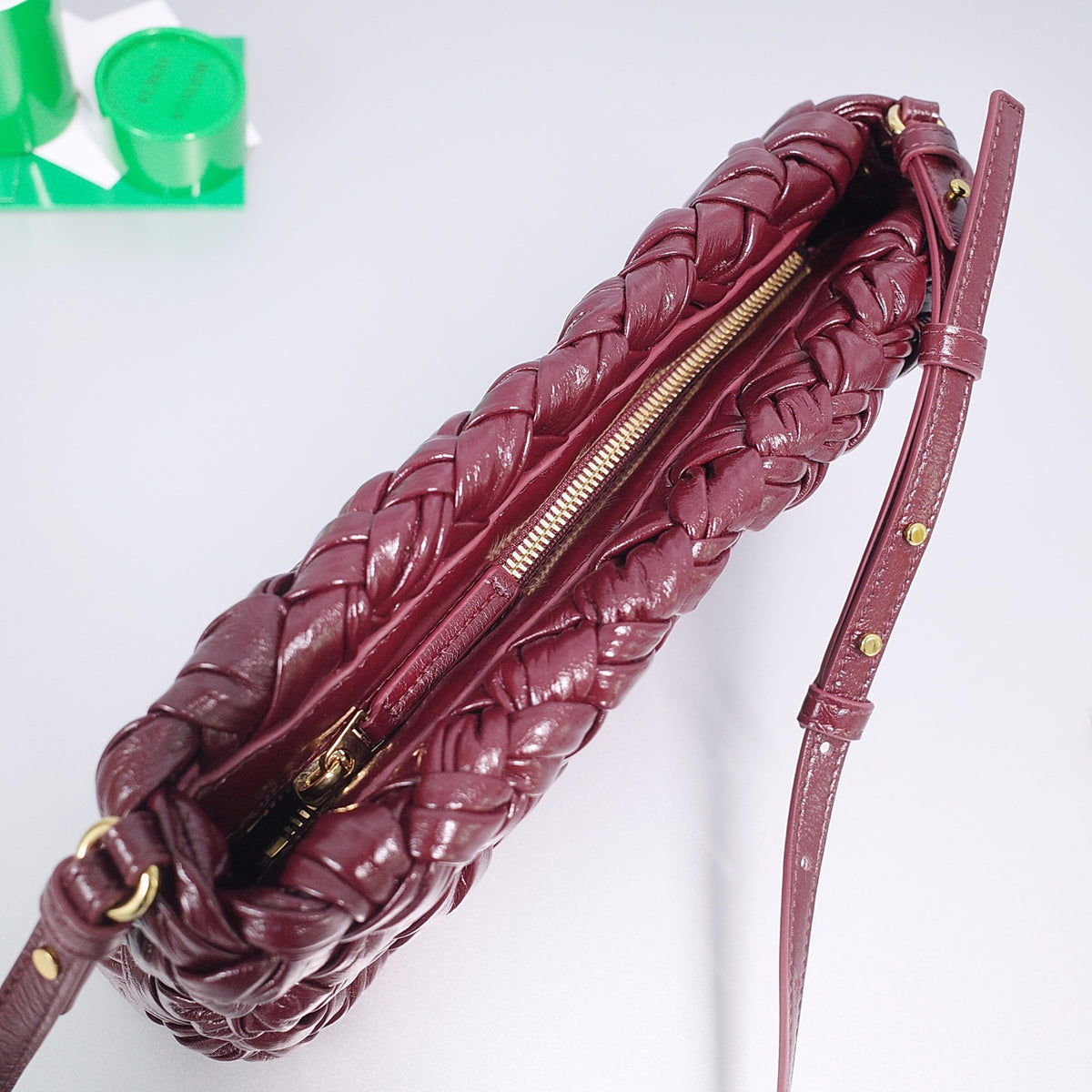 Bottega Veneta 785780 Purple & Red Designer Handbag - detail image 7