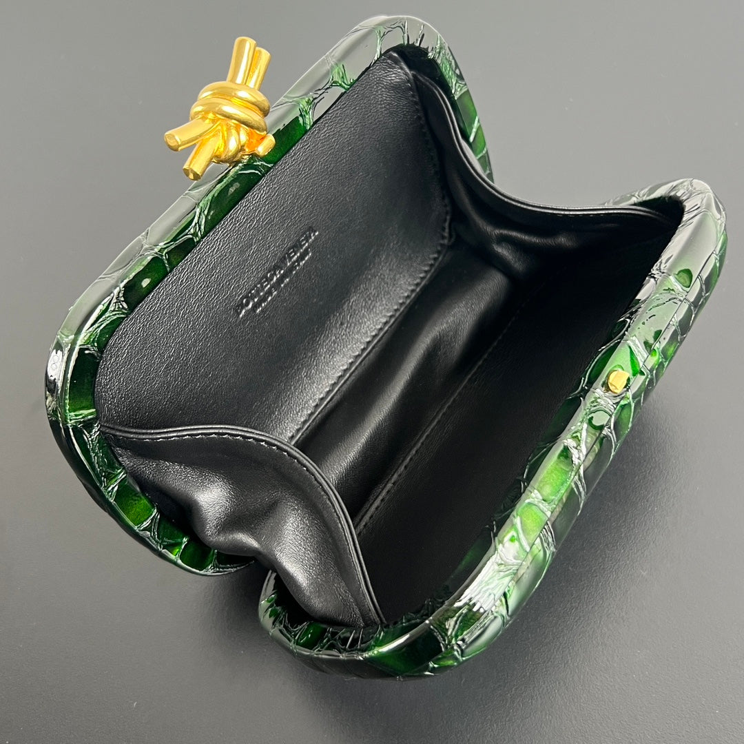 Bottega Veneta 20X12X5 Black & Green Designer Handbag - detail image 7