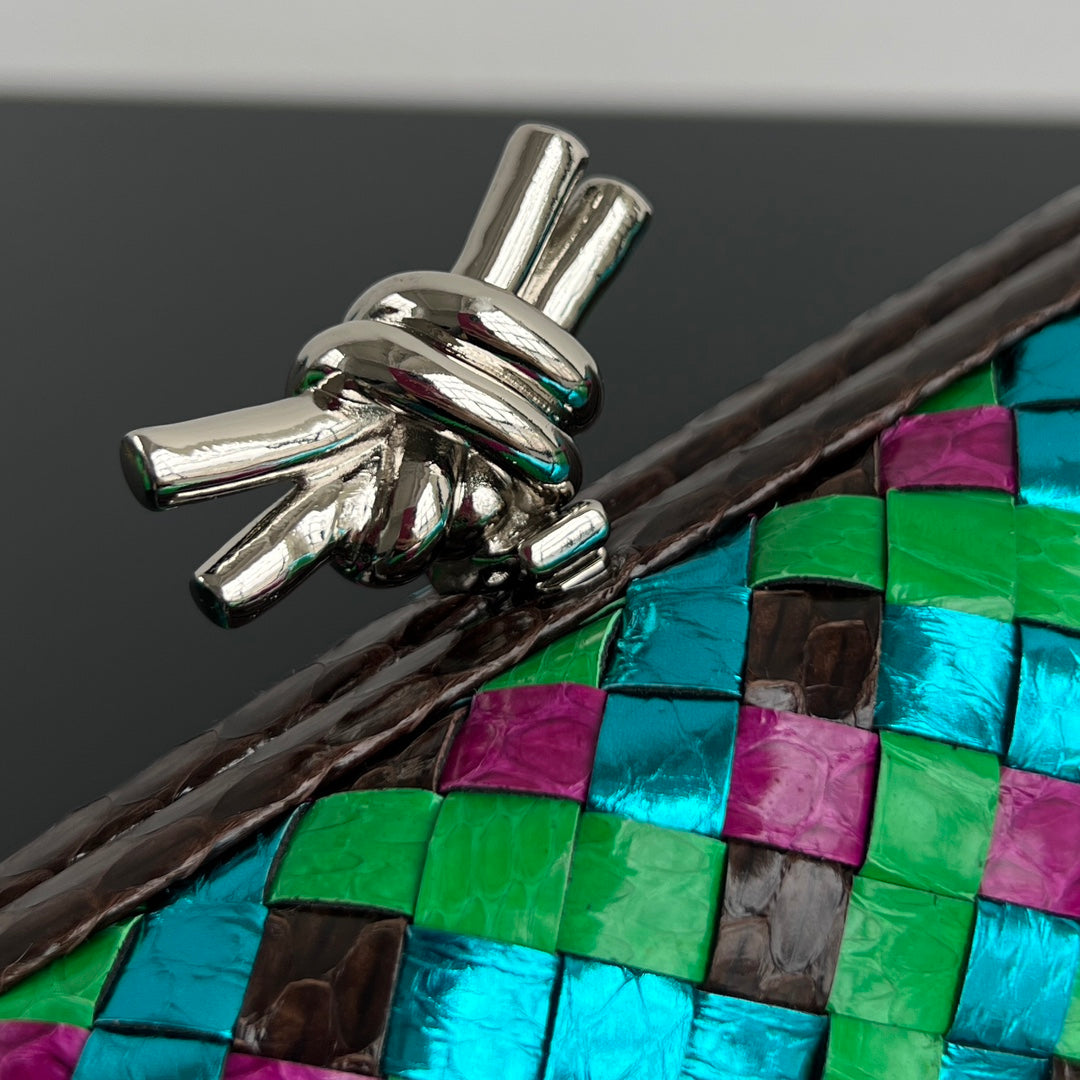 Bottega Veneta 20X12X5 Black & Green Designer Handbag Edition 2 - detail image 5