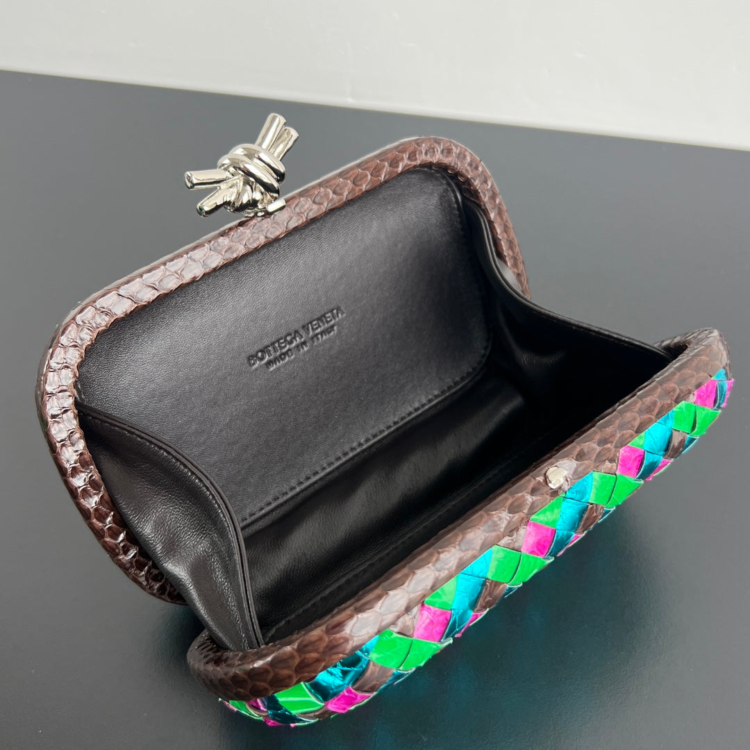 Bottega Veneta 20X12X5 Black & Green Designer Handbag Edition 2 - detail image 7