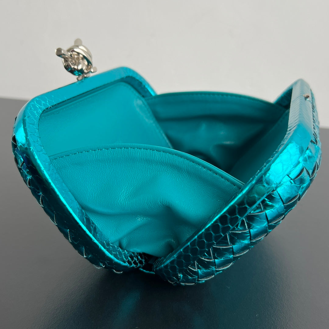 Bottega Veneta 20X12X5 Teal Designer Handbag - detail image 6
