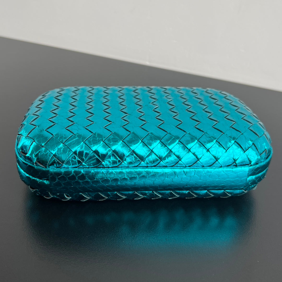Bottega Veneta 20X12X5 Teal Designer Handbag - detail image 3