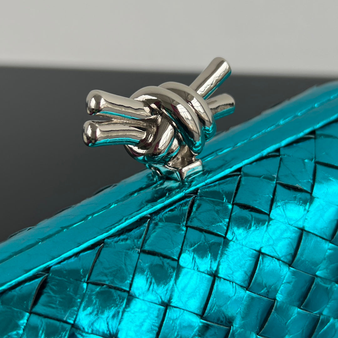 Bottega Veneta 20X12X5 Teal Designer Handbag - detail image 7
