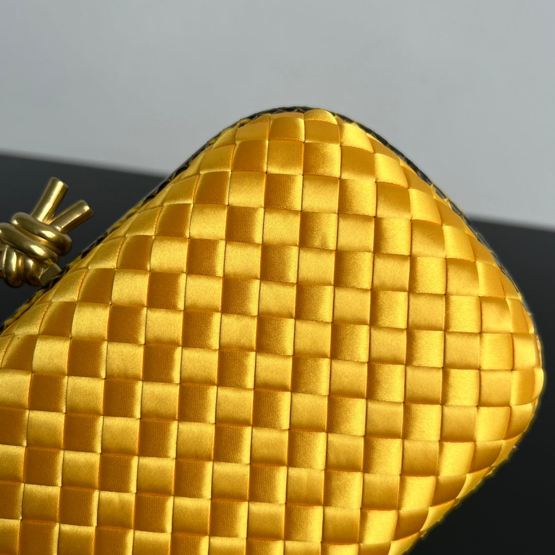 Bottega Veneta 20X12X5 Yellow Designer Handbag - detail image 8