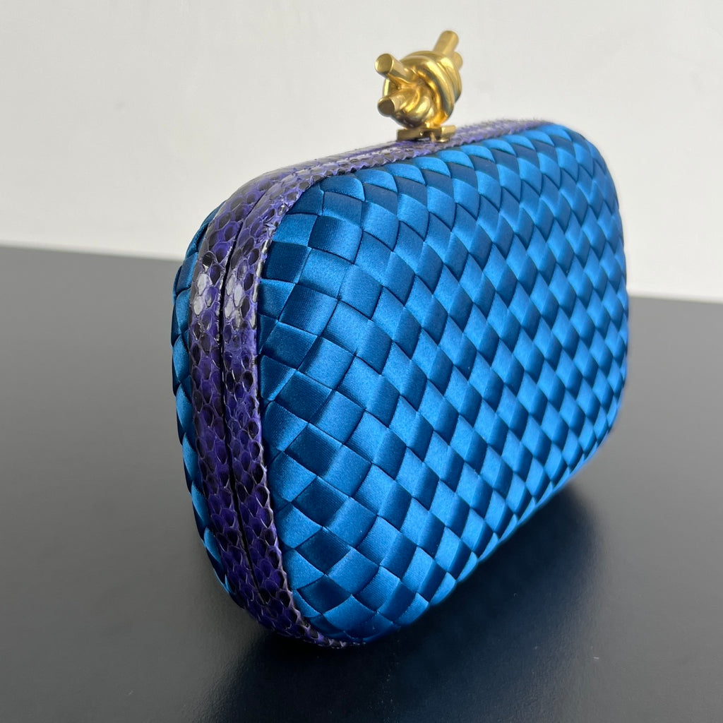 Bottega Veneta 20X12X5 Blue Designer Handbag Edition 3 - detail image 2