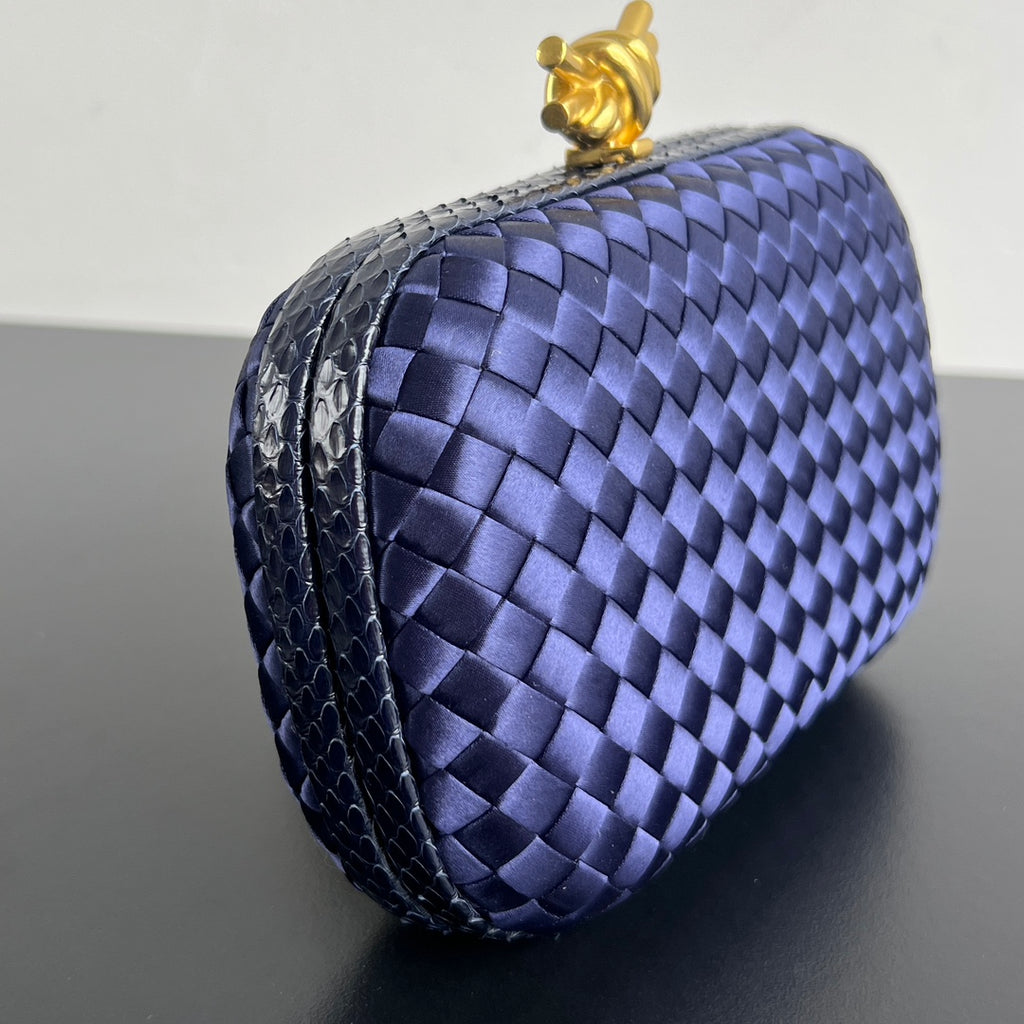 Bottega Veneta 20X12X5 Blue Designer Handbag Edition 2 - detail image 2