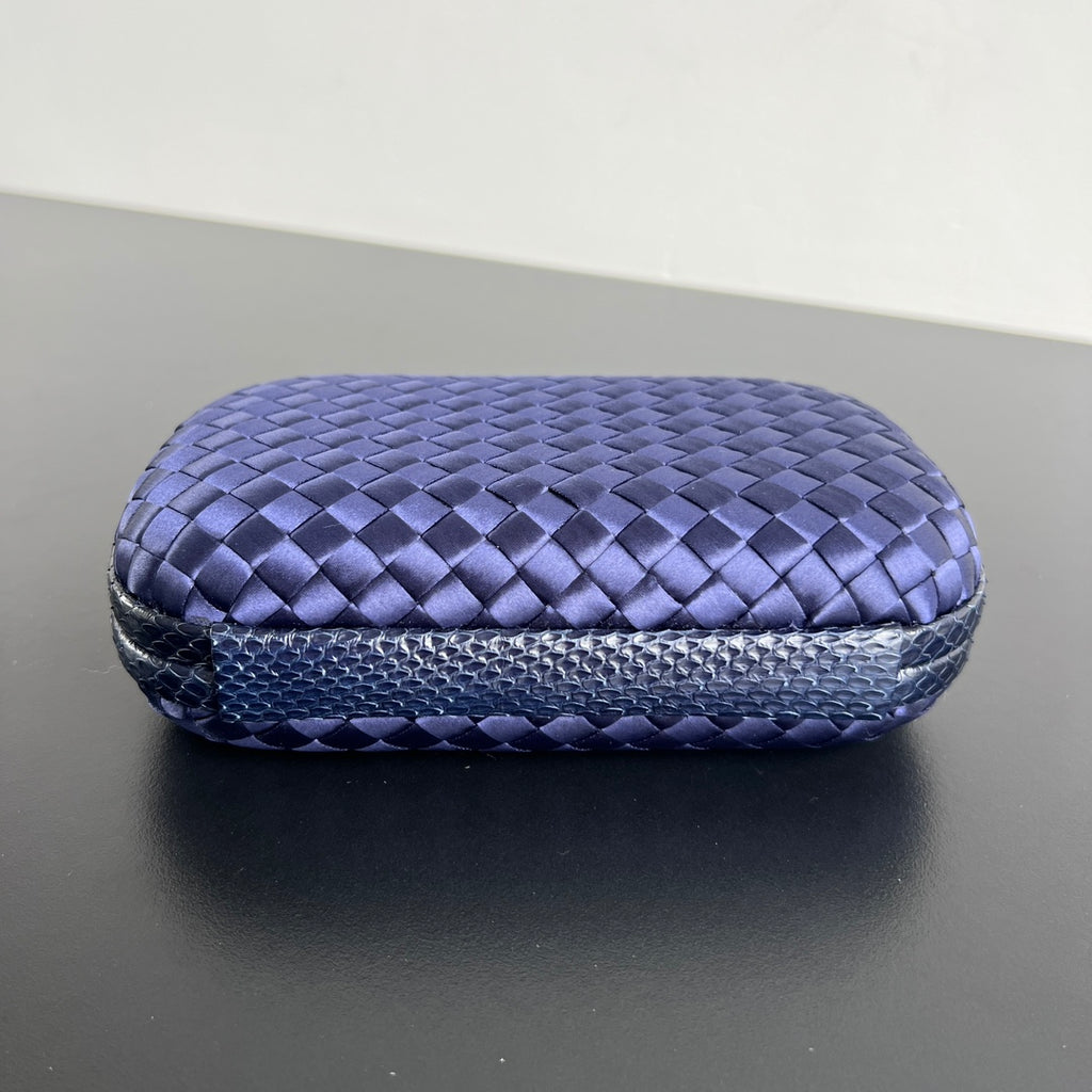 Bottega Veneta 20X12X5 Blue Designer Handbag Edition 2 - detail image 3