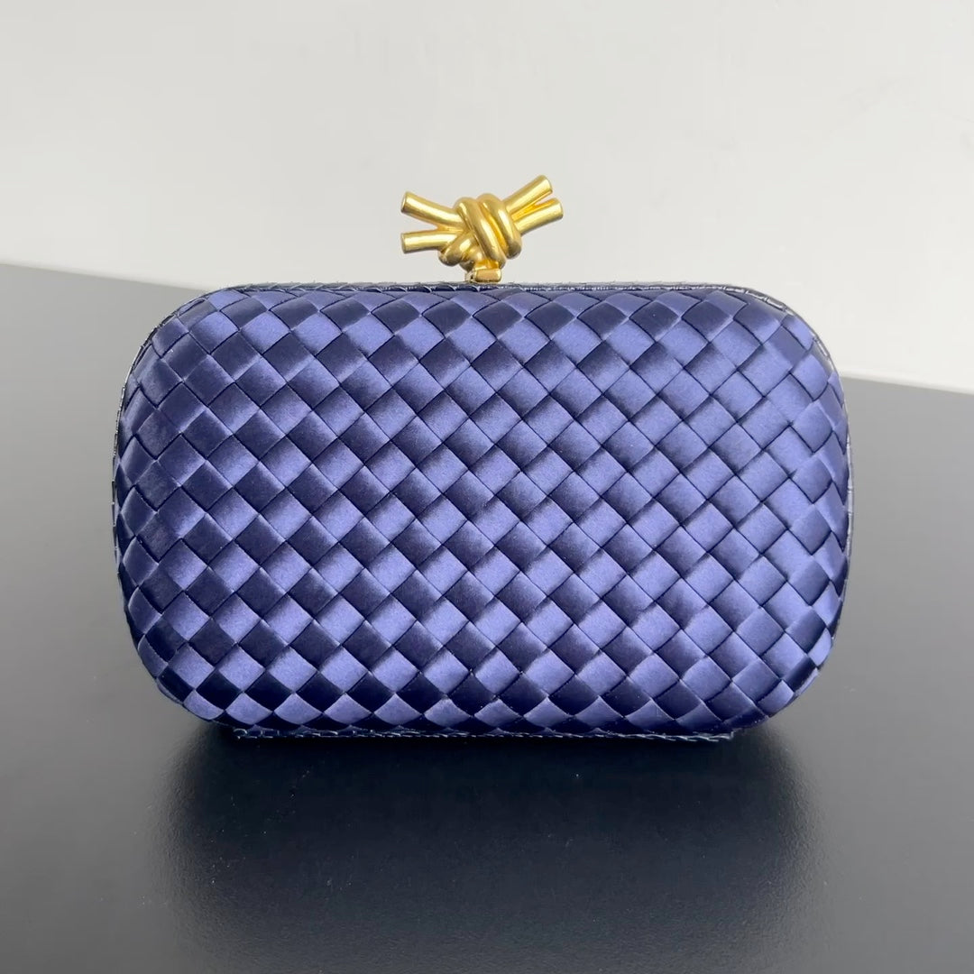 Bottega Veneta Blue Designer Handbag Edition 19