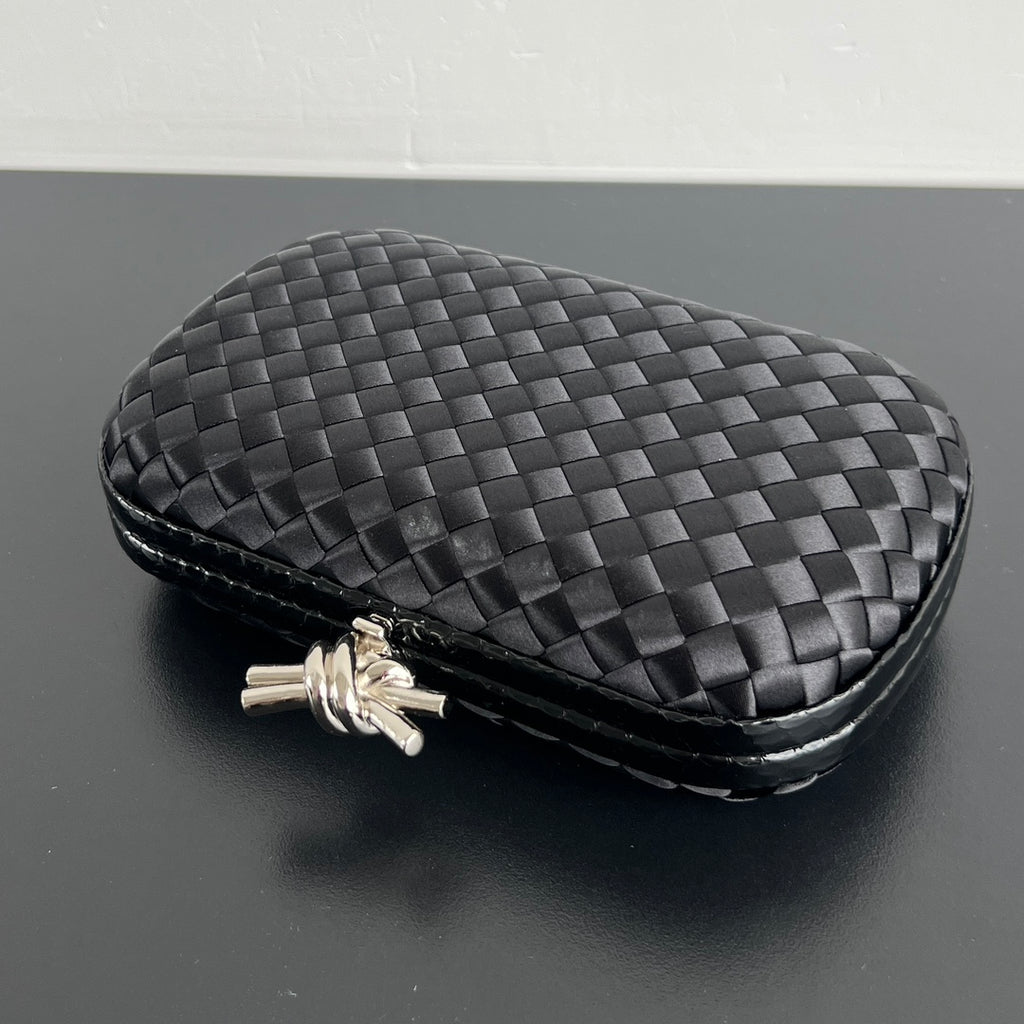 Bottega Veneta 20X12X5 Black Designer Handbag Edition 2 - detail image 4