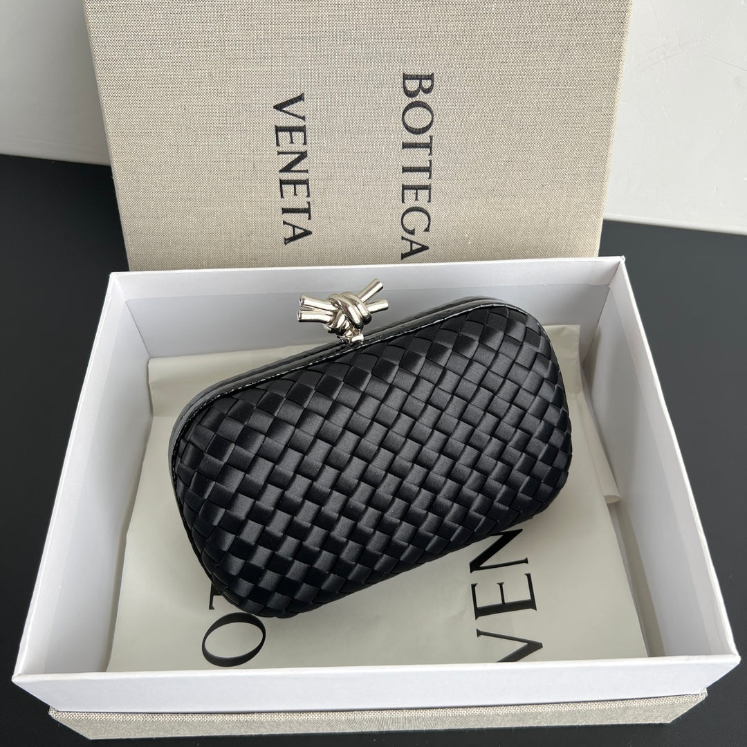 Bottega Veneta Black Designer Handbag Edition 774