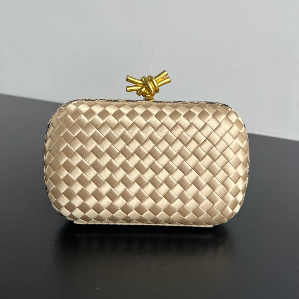 Bottega Veneta 20X12X5 Black & Rose Gold Designer Handbag