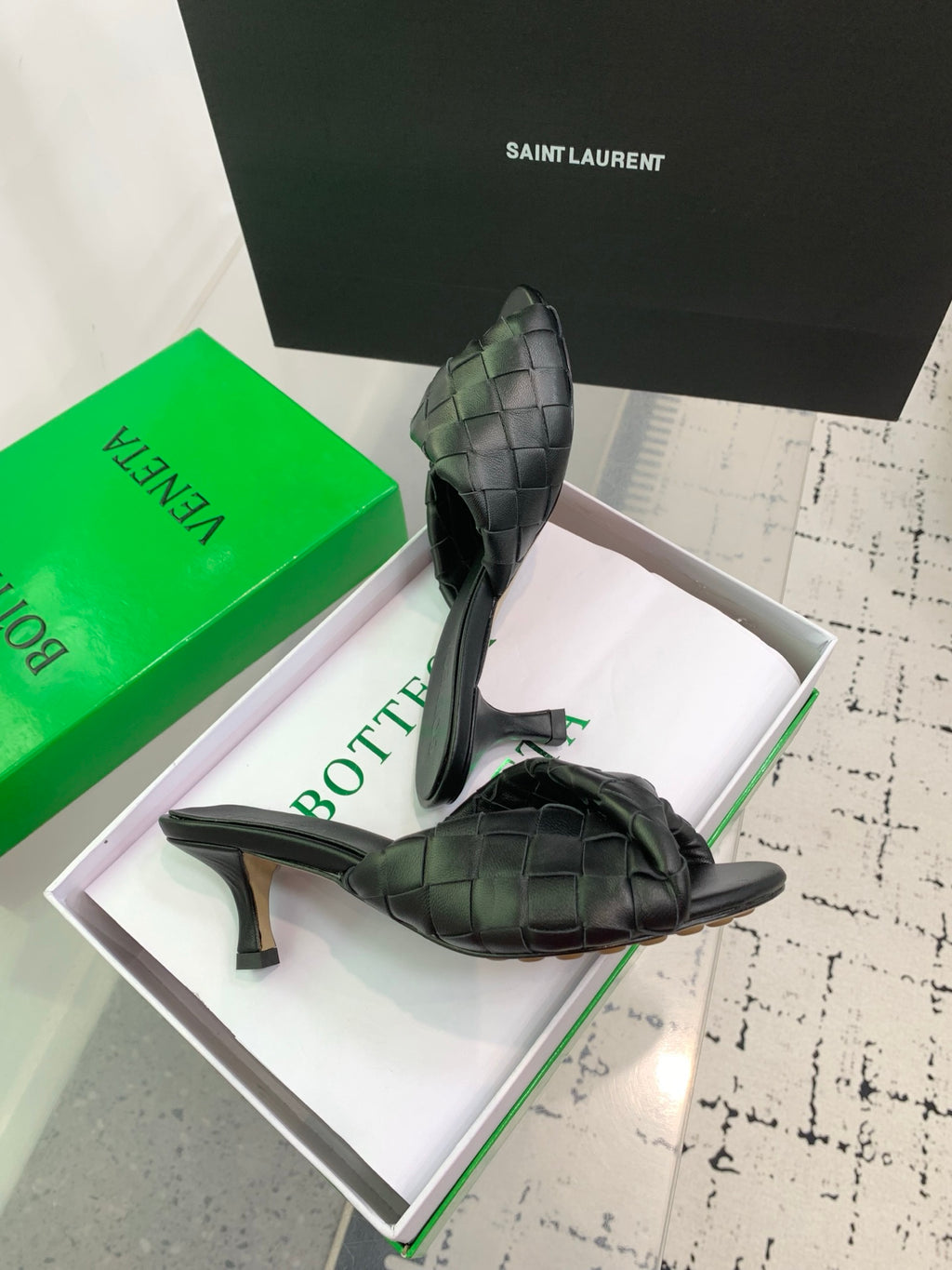 Bottega Veneta 40.41.42.43 Black Slides EU 35-43 - detail image 4