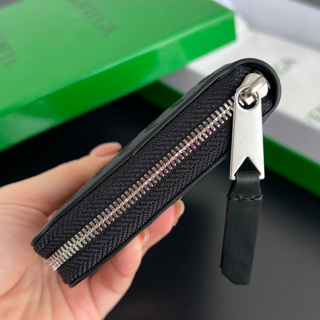 Bottega Veneta 19X10X2 Black & Green Designer Wallet - detail image 3
