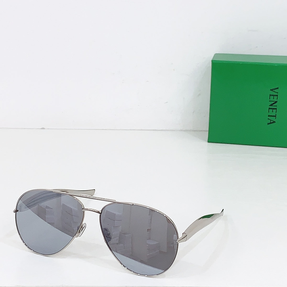 Bottega Veneta BV1305S Green Designer Sunglasses 64-13-135 mm Edition 2 - detail image 3