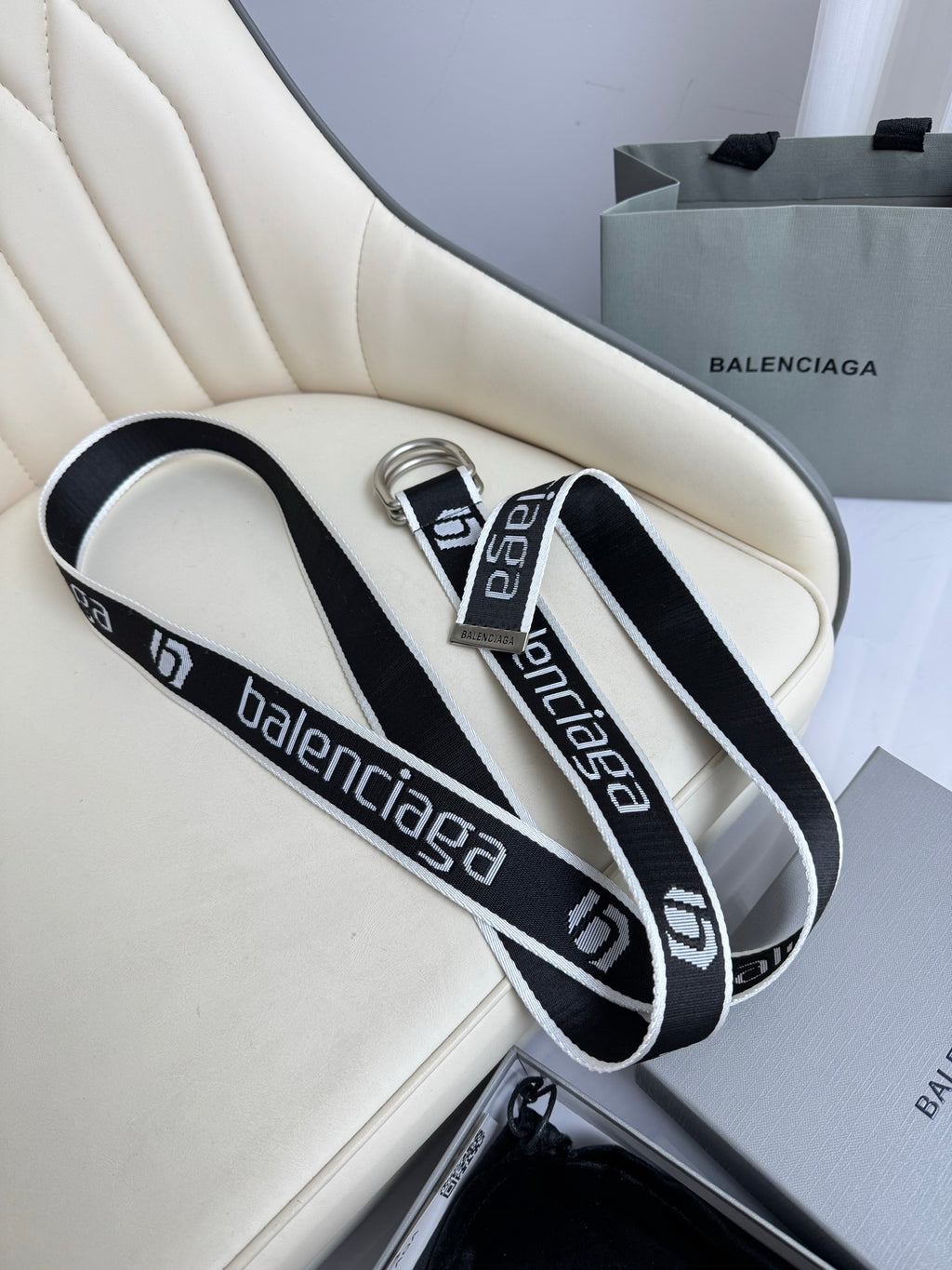 Balenciaga 7944852AA381090 Black & White Designer Belt - detail image 7