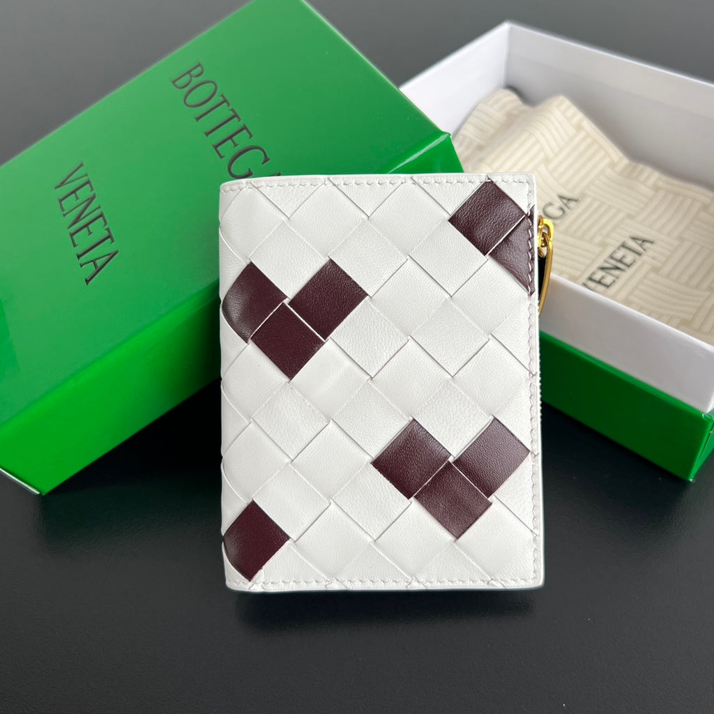 Bottega Veneta White & Red Coin Purse