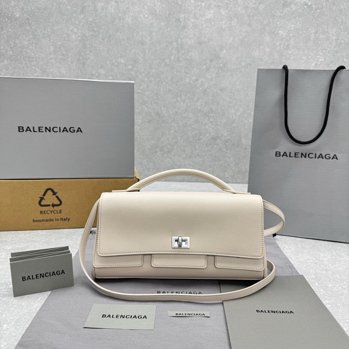 Balenciaga 92590118SIZE Pink & White Tote Bag