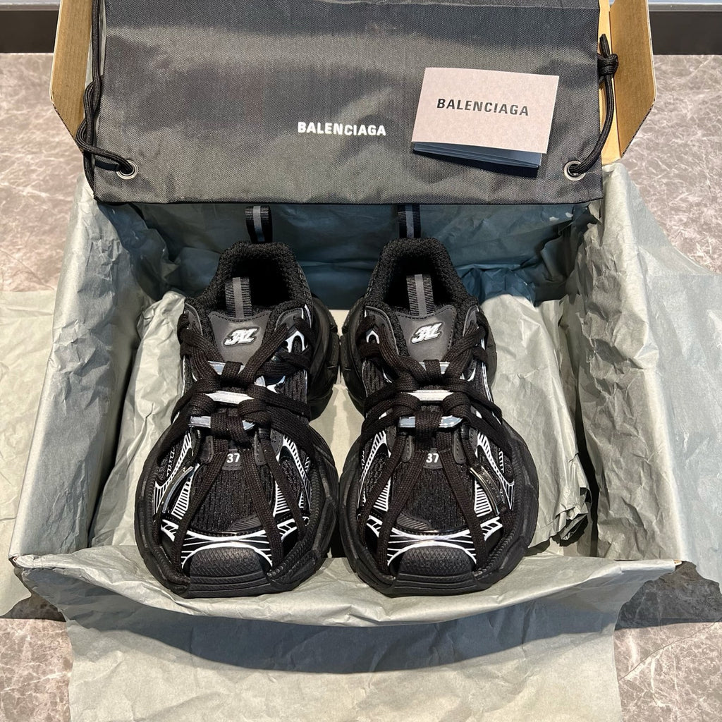 Balenciaga Black & White Designer Shoes EU 35-46 Edition 2 - detail image 4