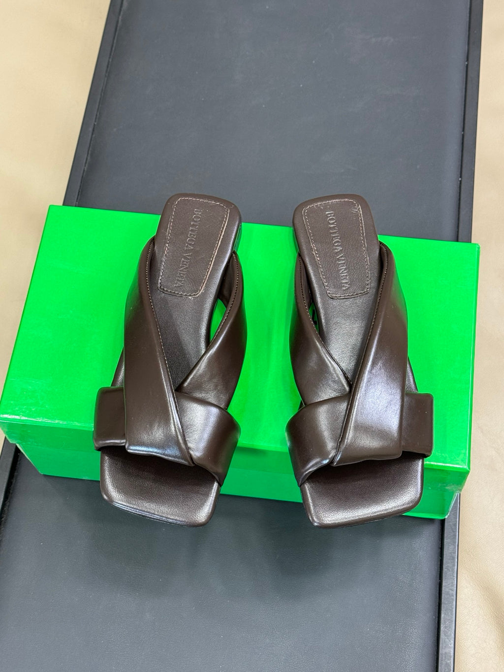 Bottega Veneta Black & Green Designer Shoes EU 35-41 Edition 21 - detail image 6