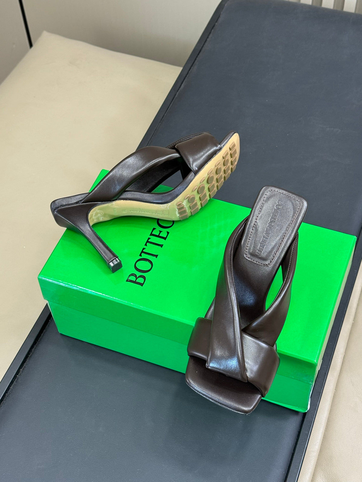 Bottega Veneta Black & Green Designer Shoes EU 35-41 Edition 21 - detail image 5