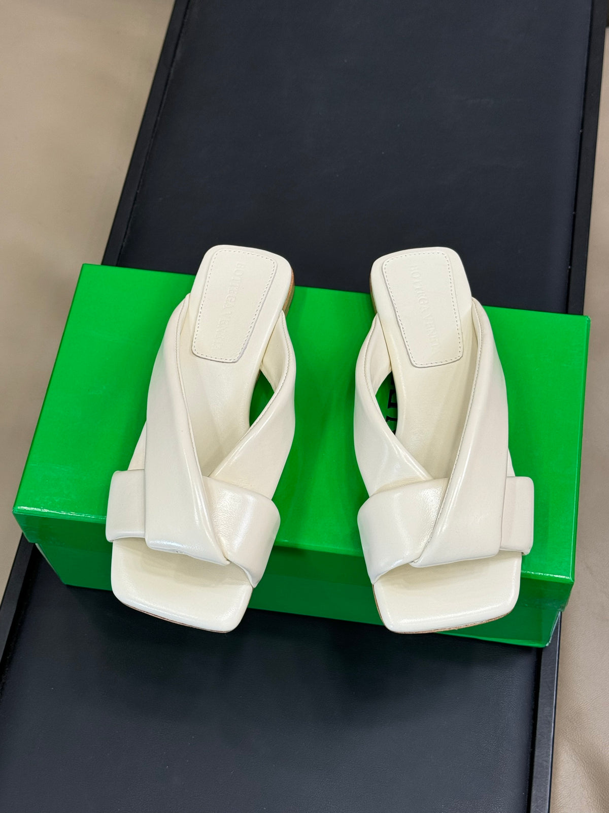 Bottega Veneta Black & Green Designer Shoes EU 35-41 Edition 20 - detail image 6