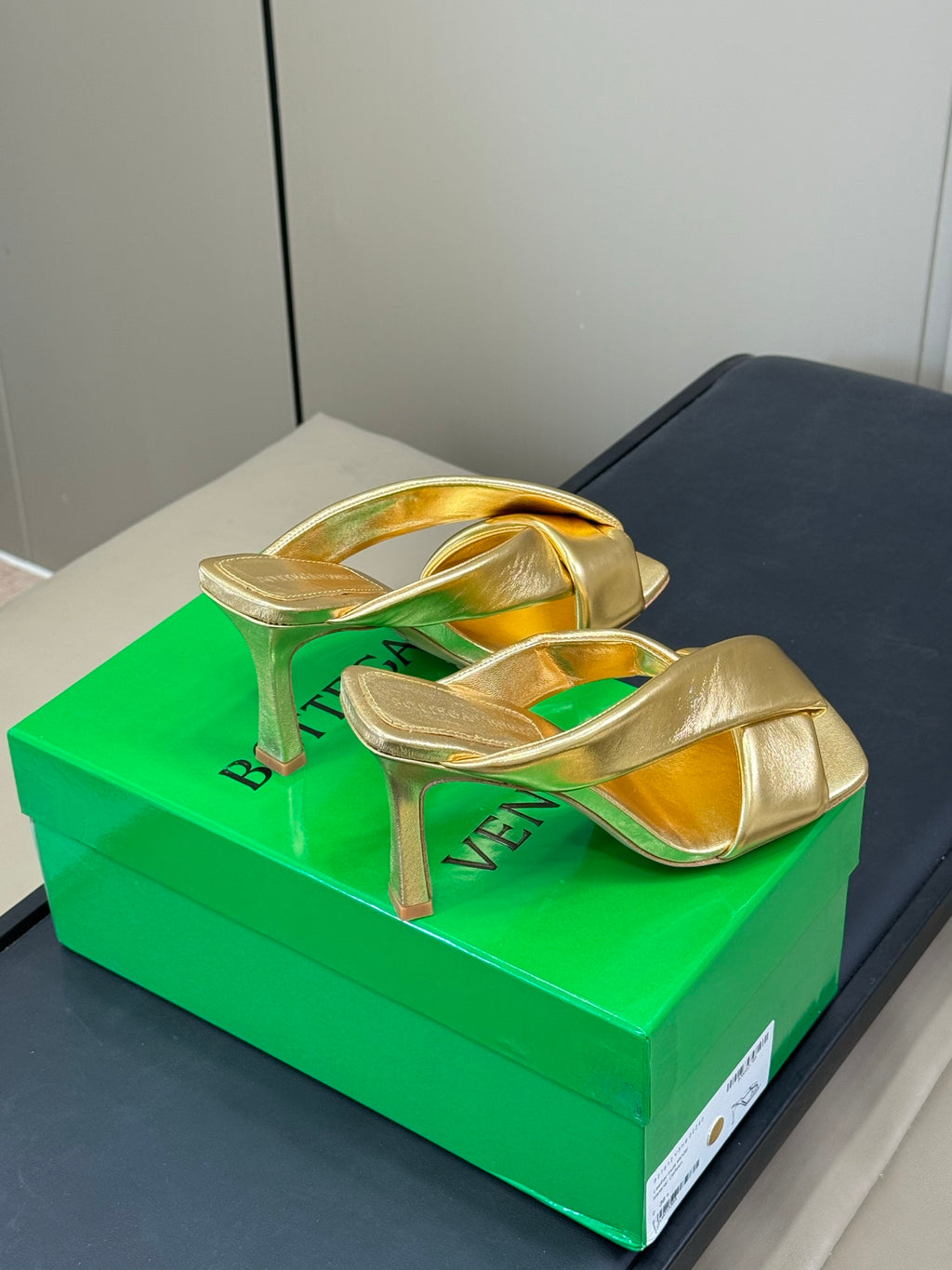 Bottega Veneta Green & Gold Sandals EU 35-41 - detail image 3