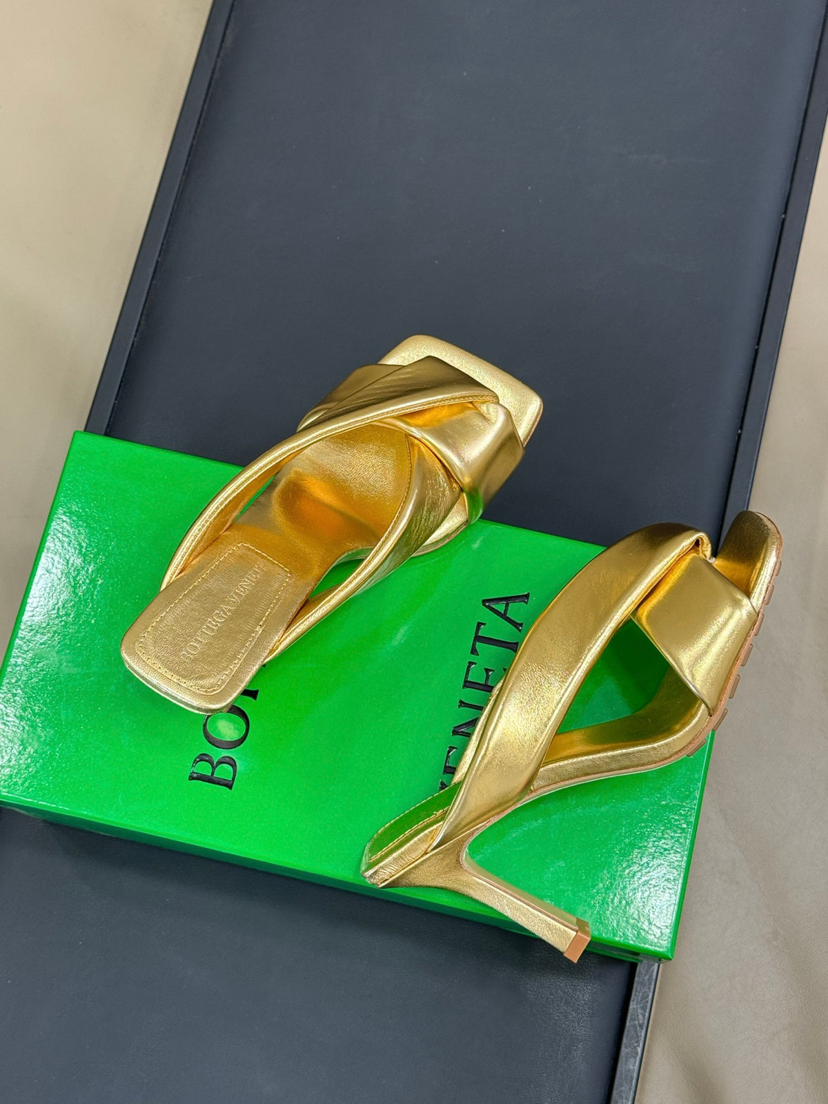 Bottega Veneta Green & Gold Sandals EU 35-41 - detail image 4