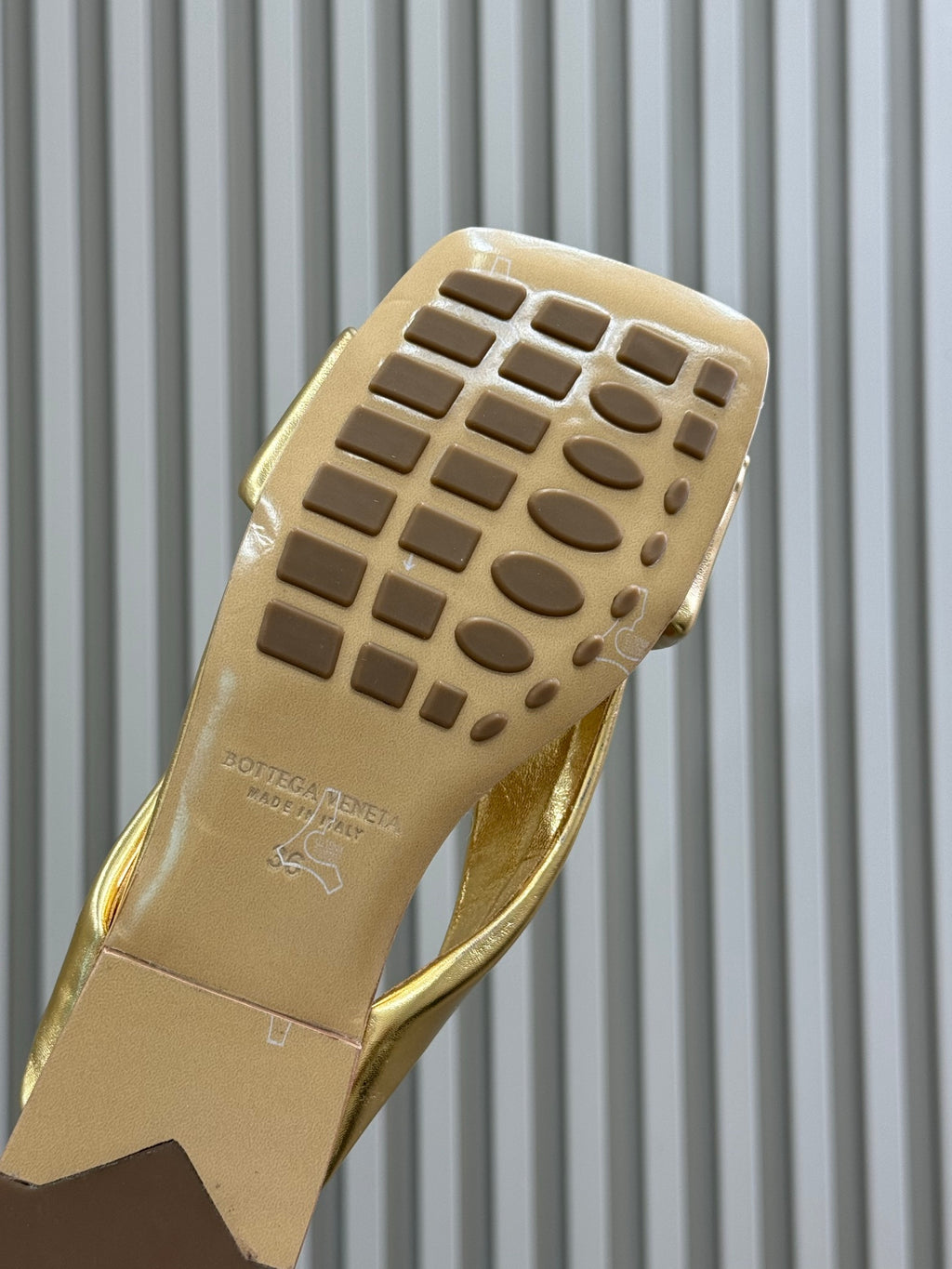 Bottega Veneta Green & Gold Sandals EU 35-41 - detail image 9