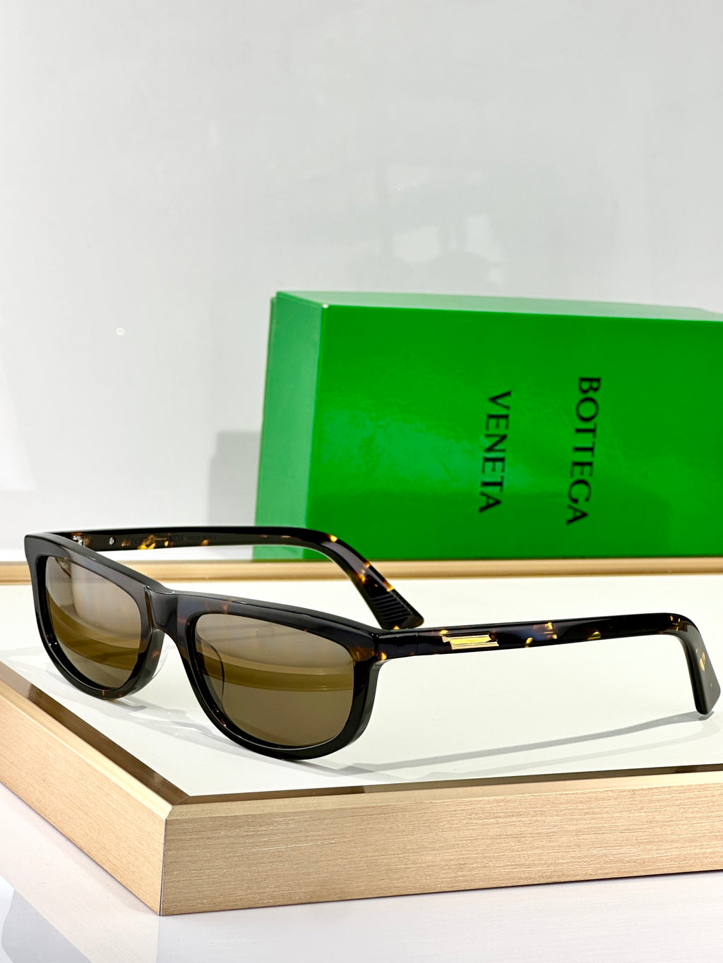 Bottega Veneta BV1327S Green Designer Sunglasses 58-17-125 mm
