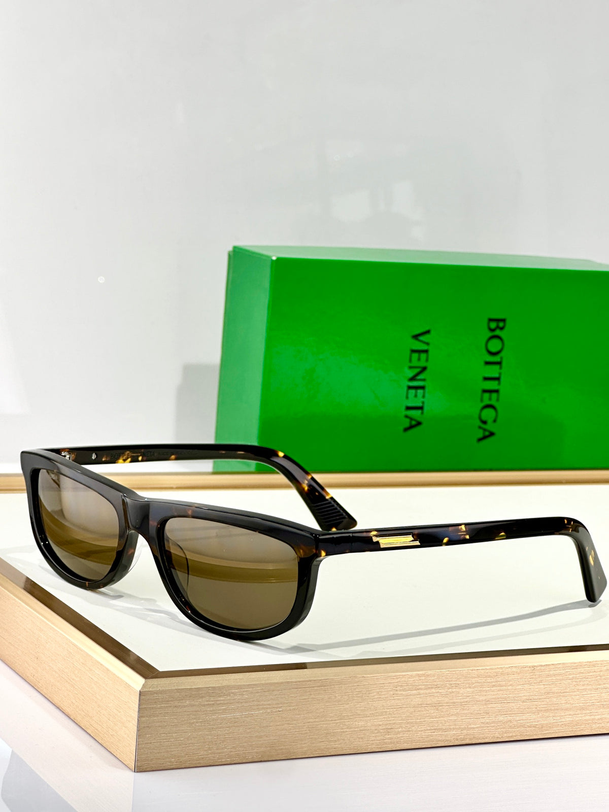 Bottega Veneta BV1327S Green Designer Sunglasses 58-17-125 mm