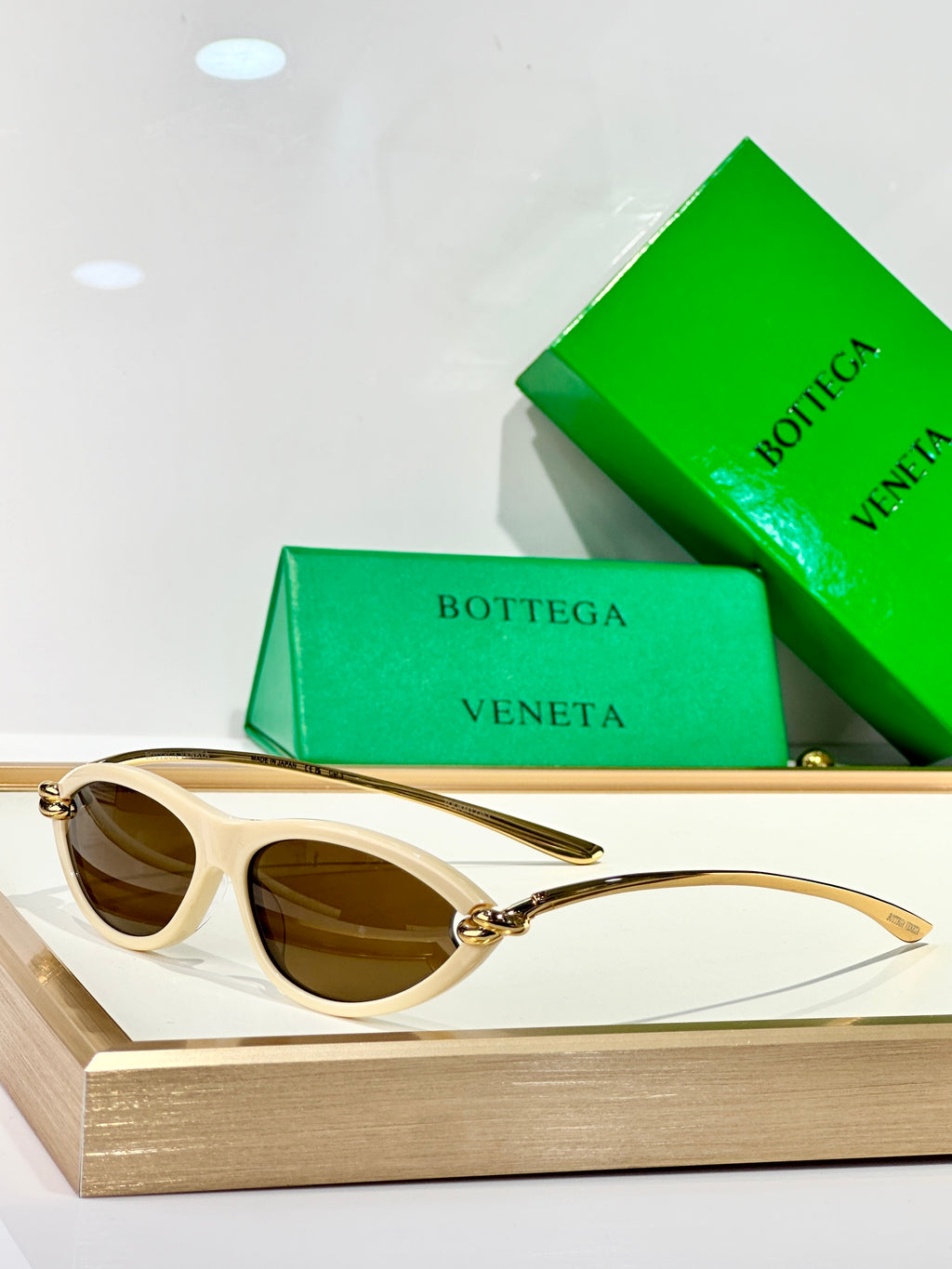 Bottega Veneta BV1390S Green Designer Sunglasses 56-14-145 mm - detail image 2