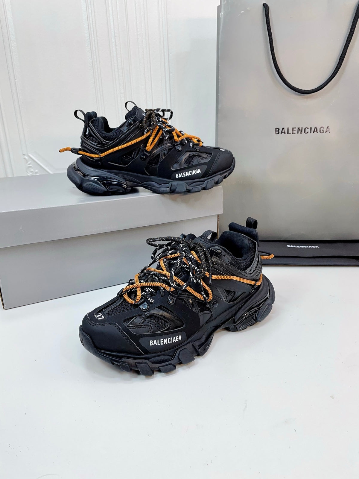 Balenciaga Black Designer Shoes Edition 4 - detail image 2