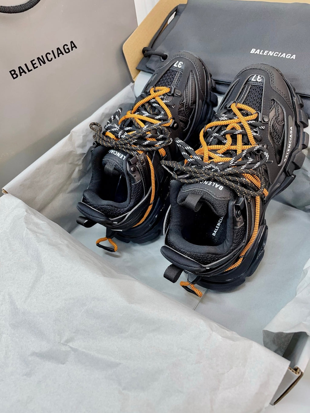 Balenciaga Black Designer Shoes Edition 4 - detail image 5