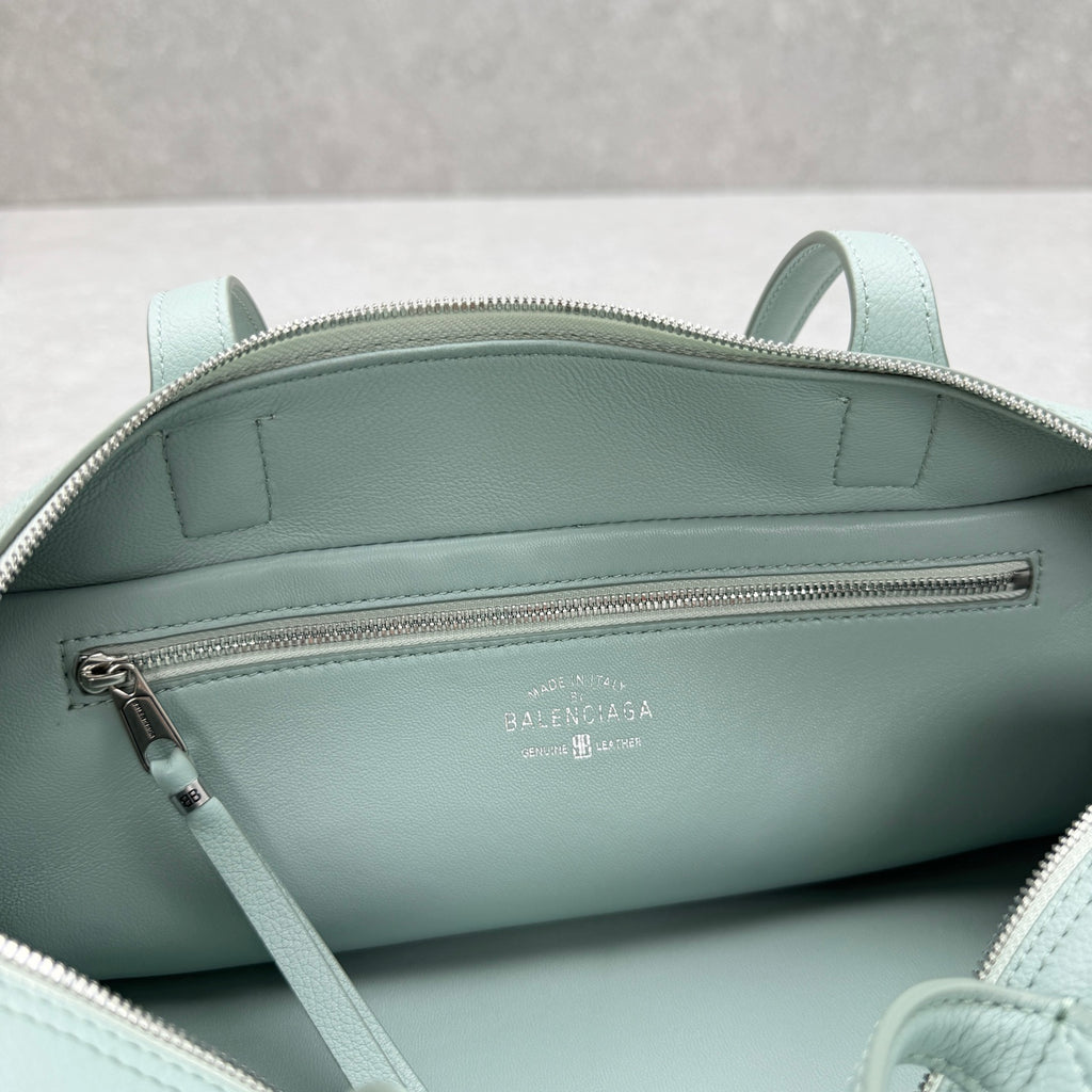Balenciaga 92945SMALL Blue Mini Bag - detail image 8