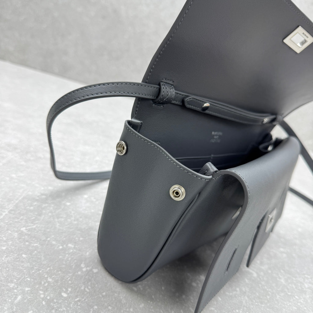 Balenciaga 92590118SIZE Gray Tote Bag - detail image 9
