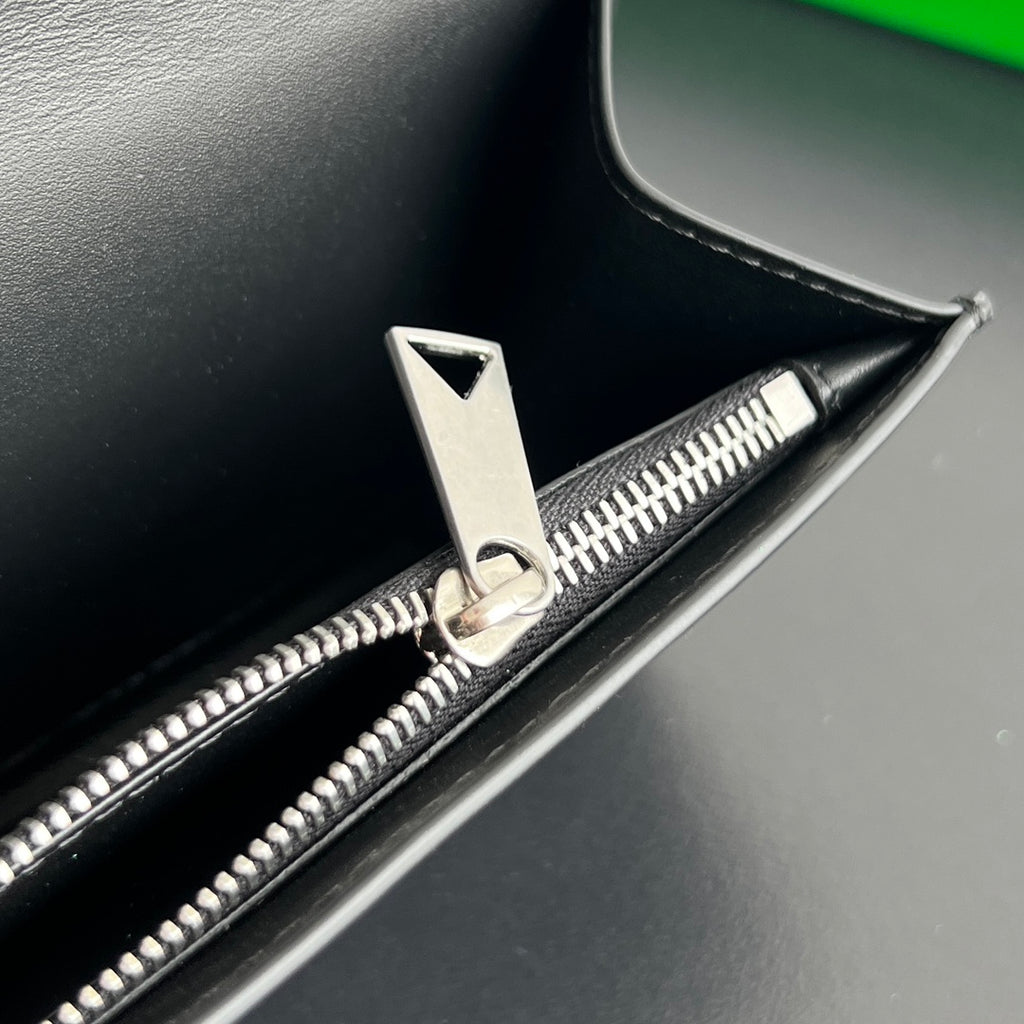 Bottega Veneta Black Designer Wallet Edition 36 - detail image 7