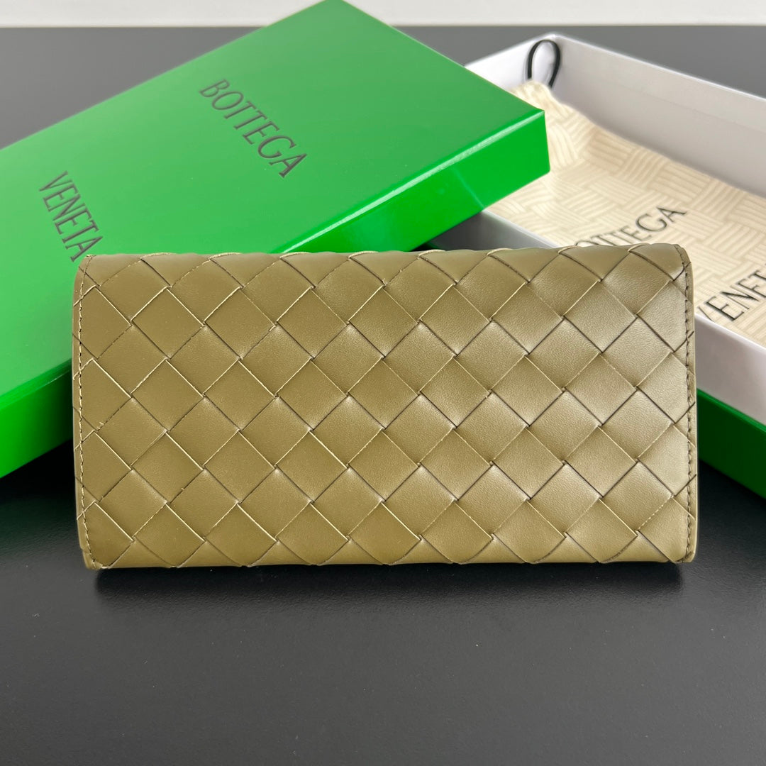 Bottega Veneta Gold & Olive Green Designer Wallet - detail image 2