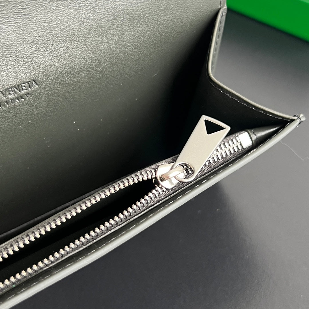 Bottega Veneta Charcoal Gray Designer Wallet Edition 3 - detail image 7