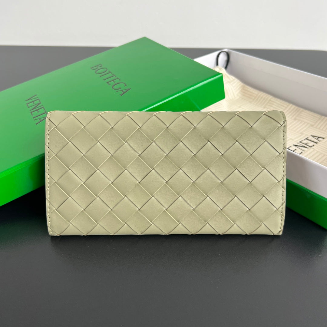 Bottega Veneta Green Designer Wallet Edition 10 - detail image 2
