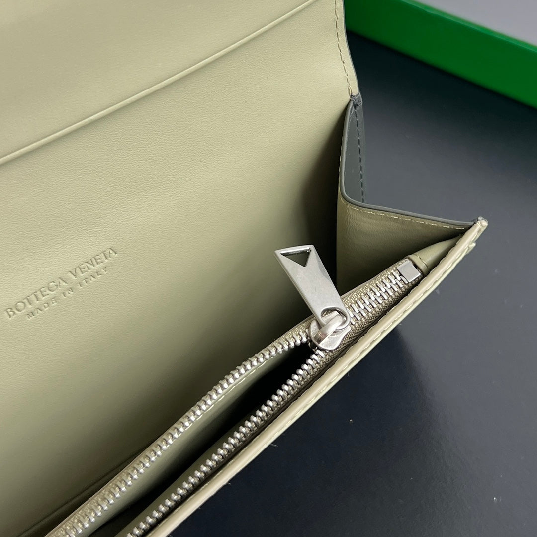 Bottega Veneta Charcoal Gray Designer Wallet - detail image 7