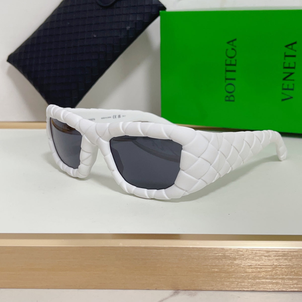 Bottega Veneta BV1303S Green & Rose Gold Designer Sunglasses 56-13-130 mm - detail image 2