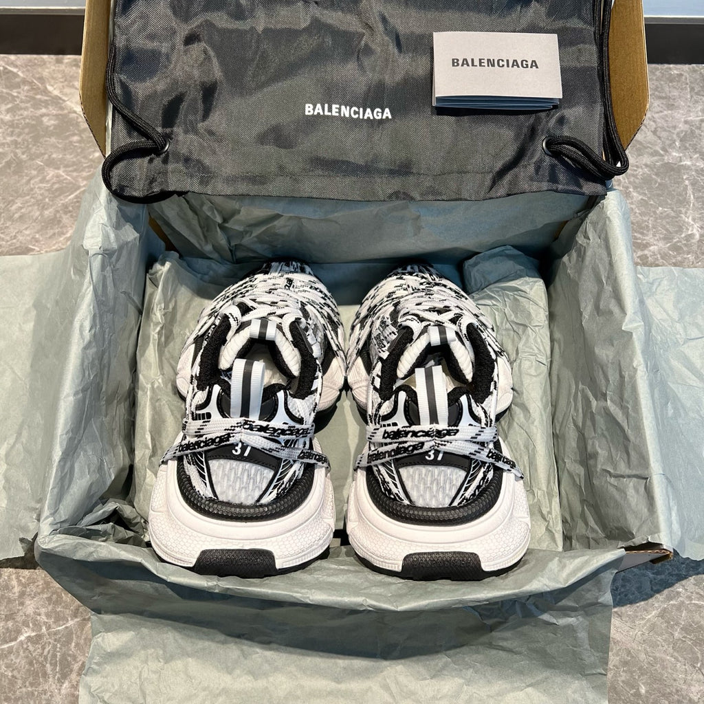 Balenciaga Black & White Designer Shoes EU 35-46 - detail image 8
