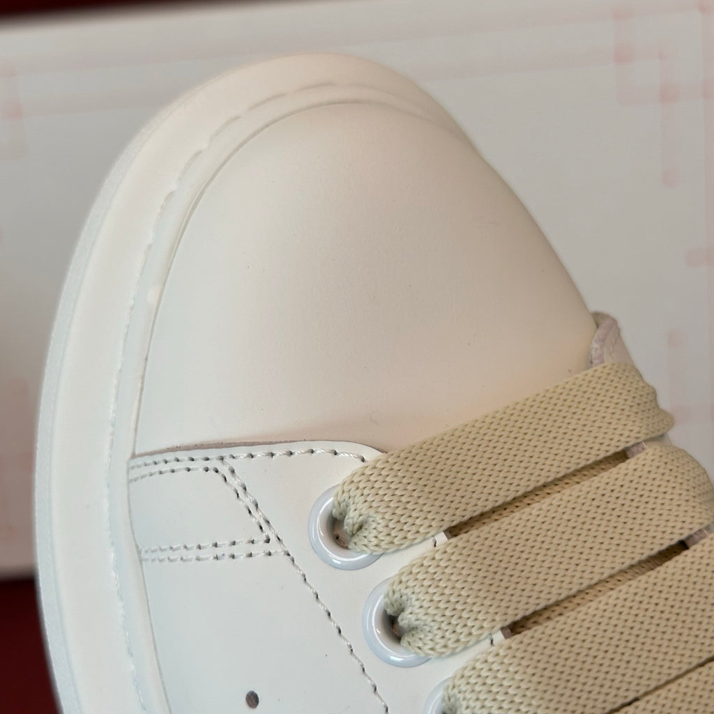 Alexander McQueen Red Sneakers EU 34-48 Edition 3 - detail image 5