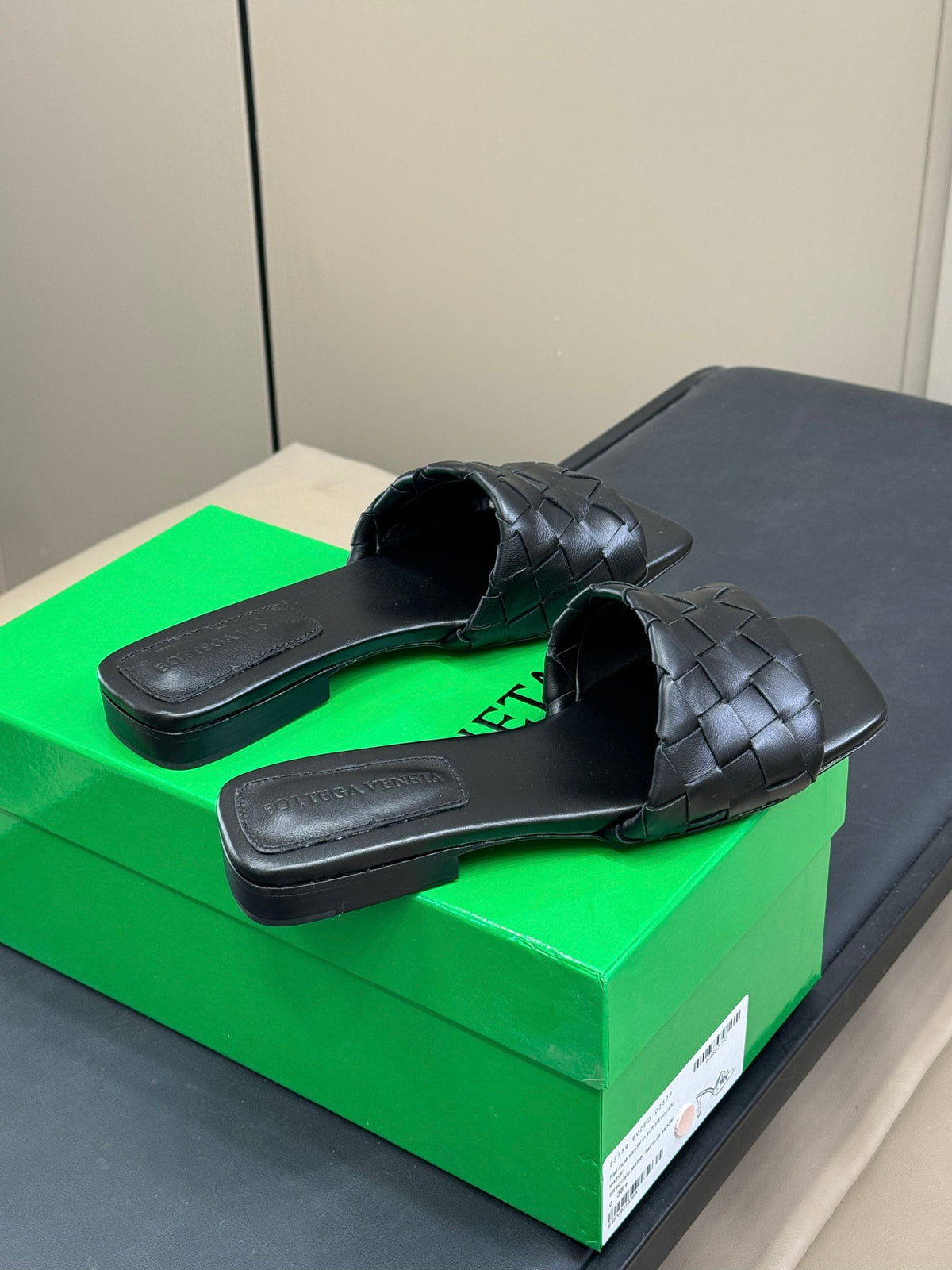 Bottega Veneta Black & Green Flats EU 35-41 Edition 2 - detail image 7