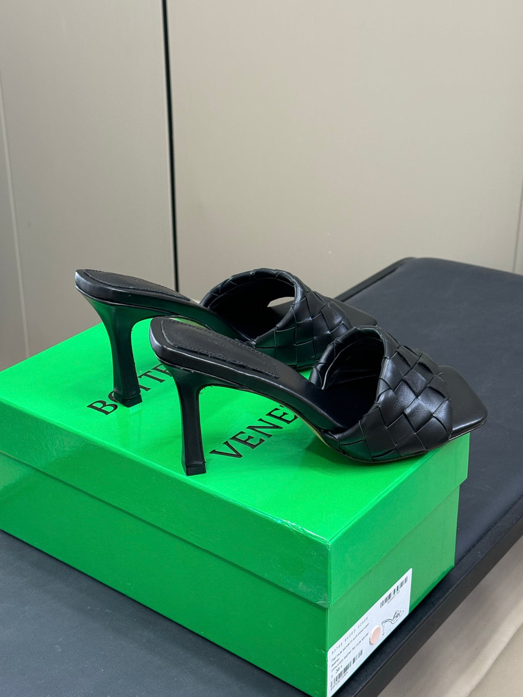 Bottega Veneta Black & Green Flats EU 35-41 Edition 2 - detail image 4