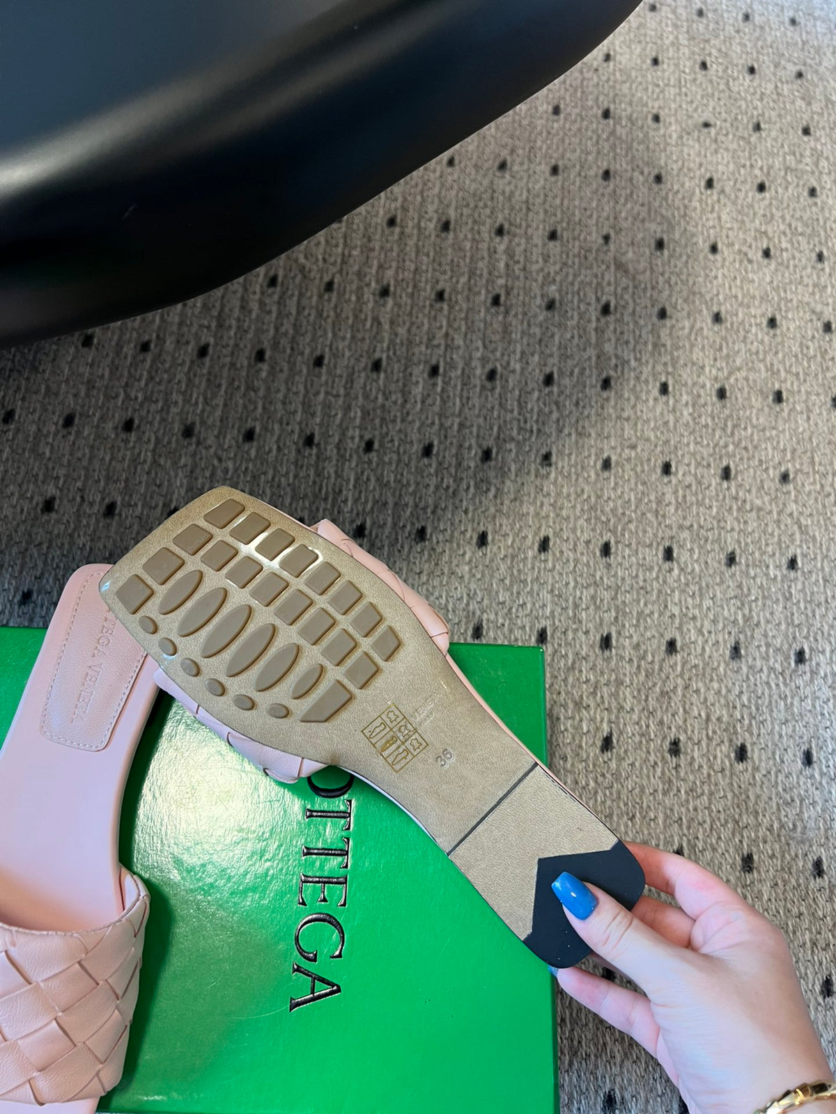 Bottega Veneta Black & Green Slides EU 35-41 Edition 4 - detail image 5